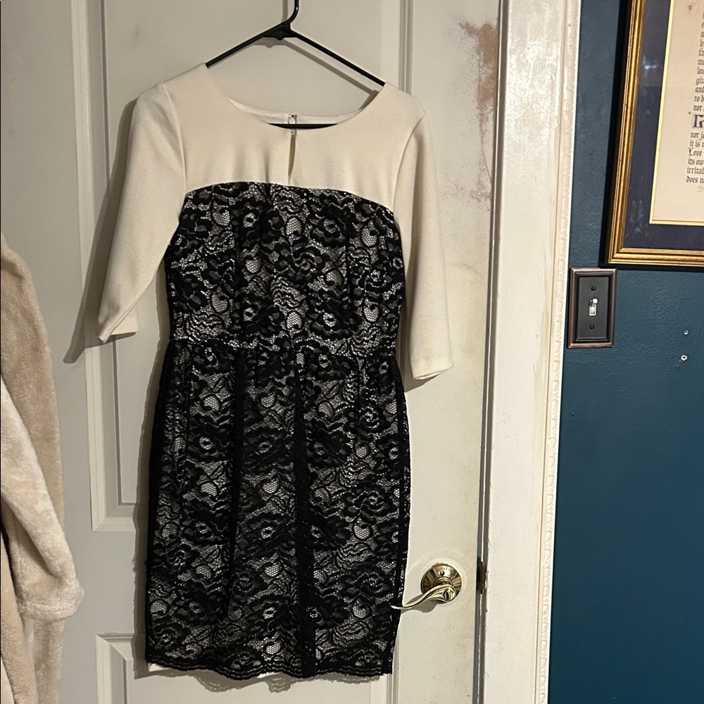 Elegant Black and Cream Lace Dress